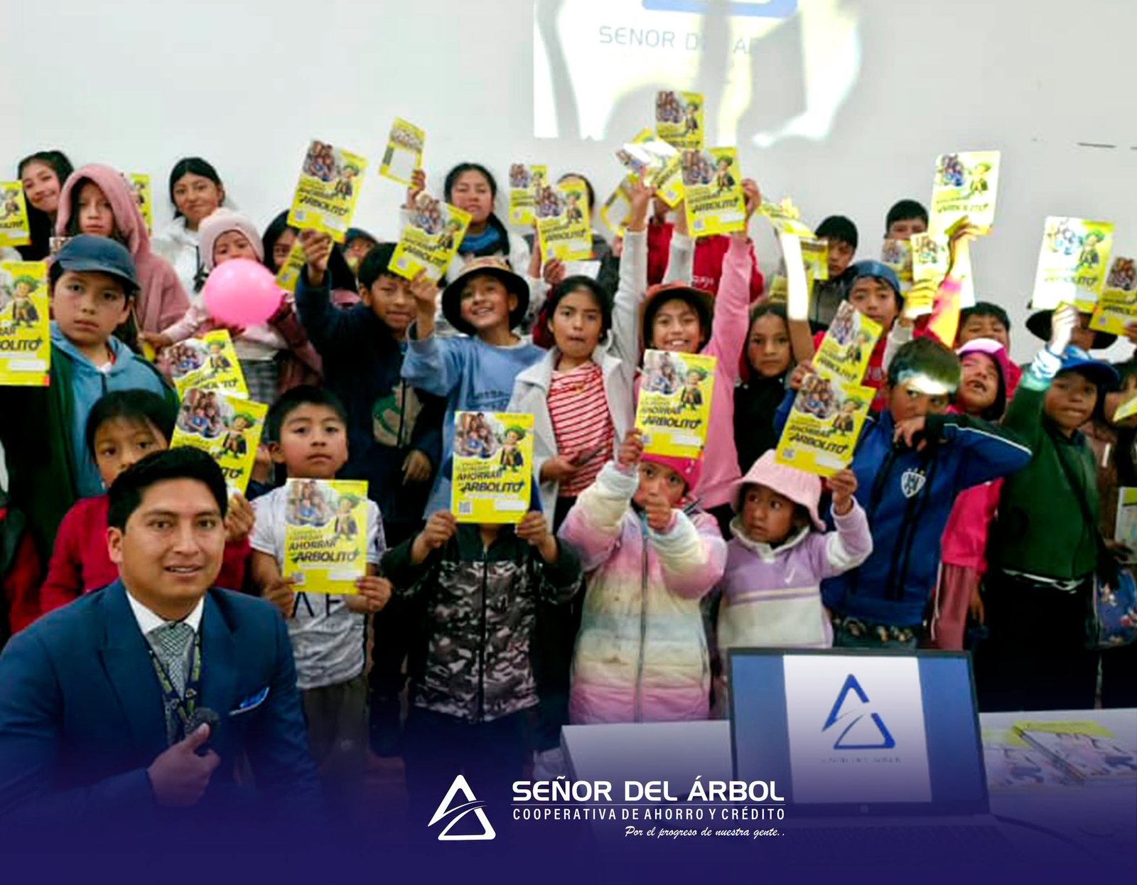 Compartimos una jornada de educación financiera con los niños de los cursos vacacionales del GAD Parroquial de Toacaso